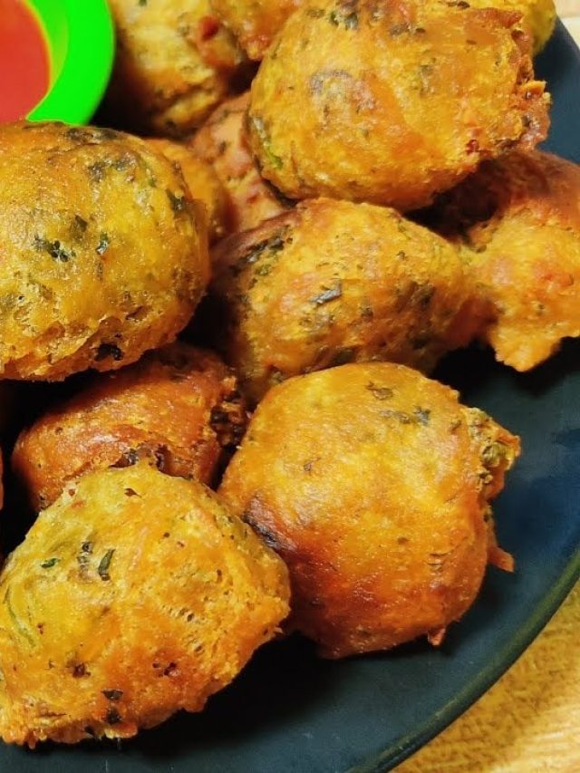 তালের বড়া ভুলে যাবেন, সস্তার এই সবজির বড়া জিভে জল আনবে