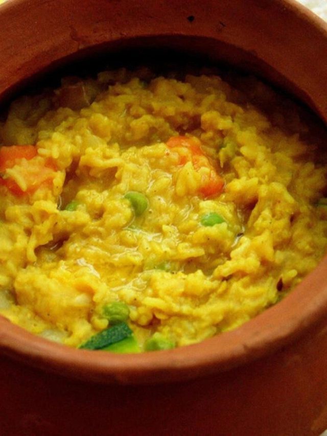 চাল আর ডালের মাপ এমন হলেই খিচুড়ি হবে সুস্বাদু, জেনে নিন