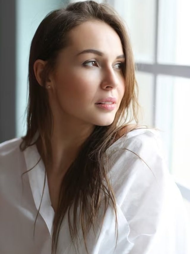 ৪০-এর মহিলাদের পছন্দের পুরুষদের বয়স কত জানেন?