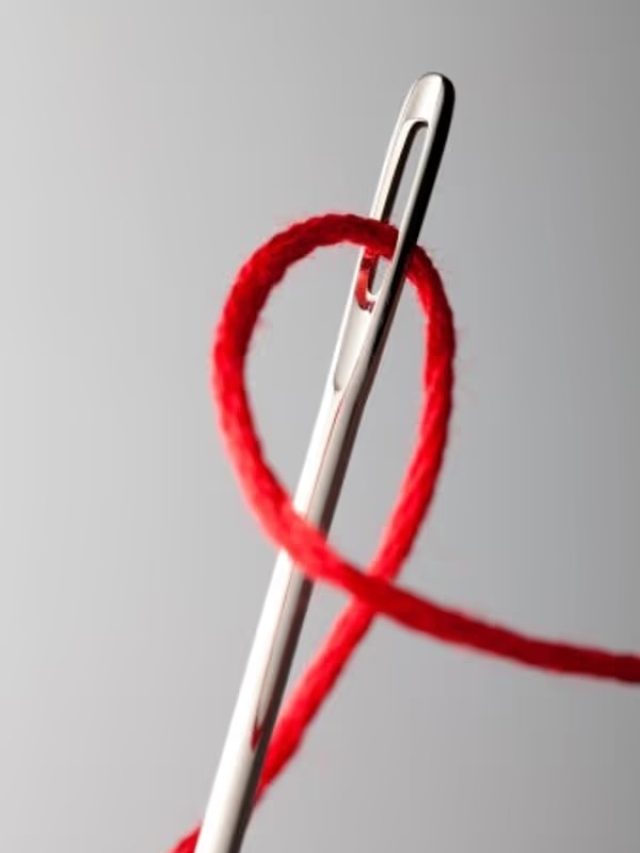 ছুঁচে সুতো পরান ২ সেকেন্ডে, জানুন একেবারে সহজ ট্রিকস