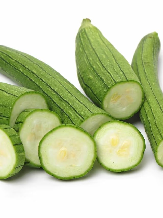 ঝিঙেকে ইংরেজিতে কী বলে? সঠিক উত্তর অনেকেই জানেন না