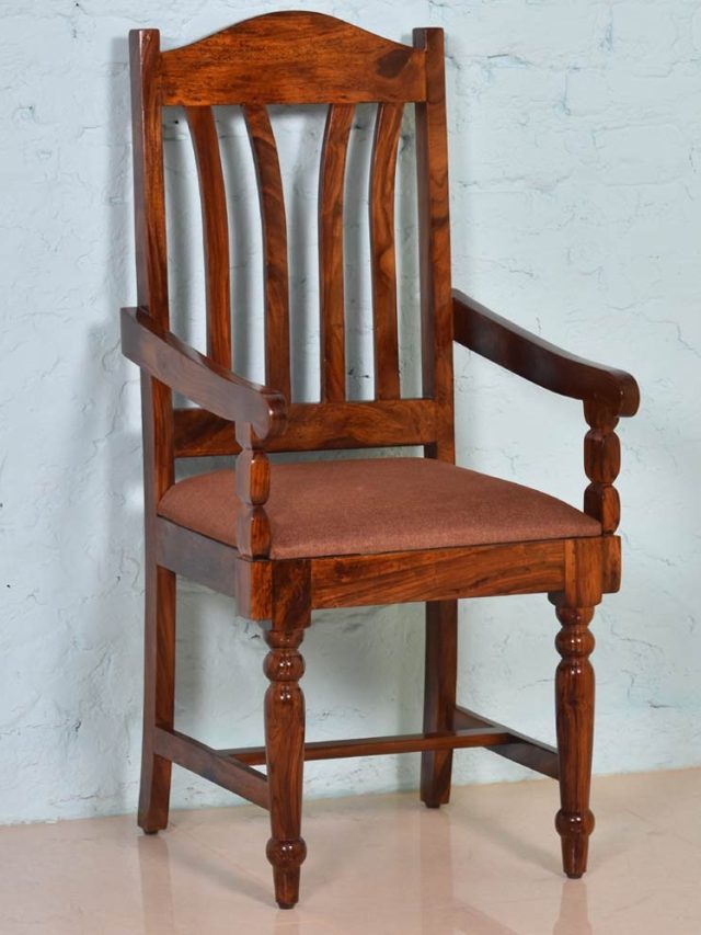 চেয়ার-এর বাংলা কী? জানেন না বেশিরভাগ শিক্ষিত বাঙালিই