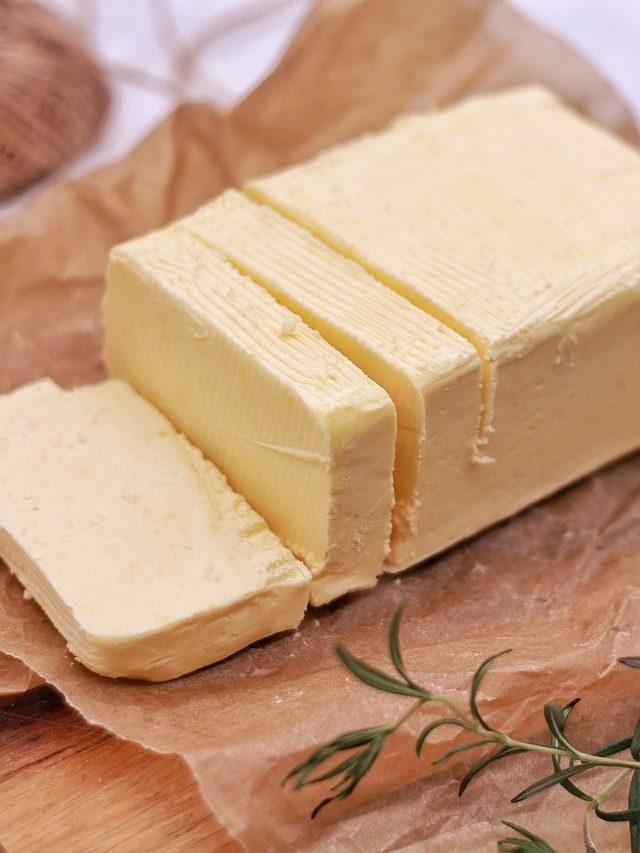 একদম  দোকানের মতোই হবে, এবার থেকে মাখন বানান বাড়িতেই