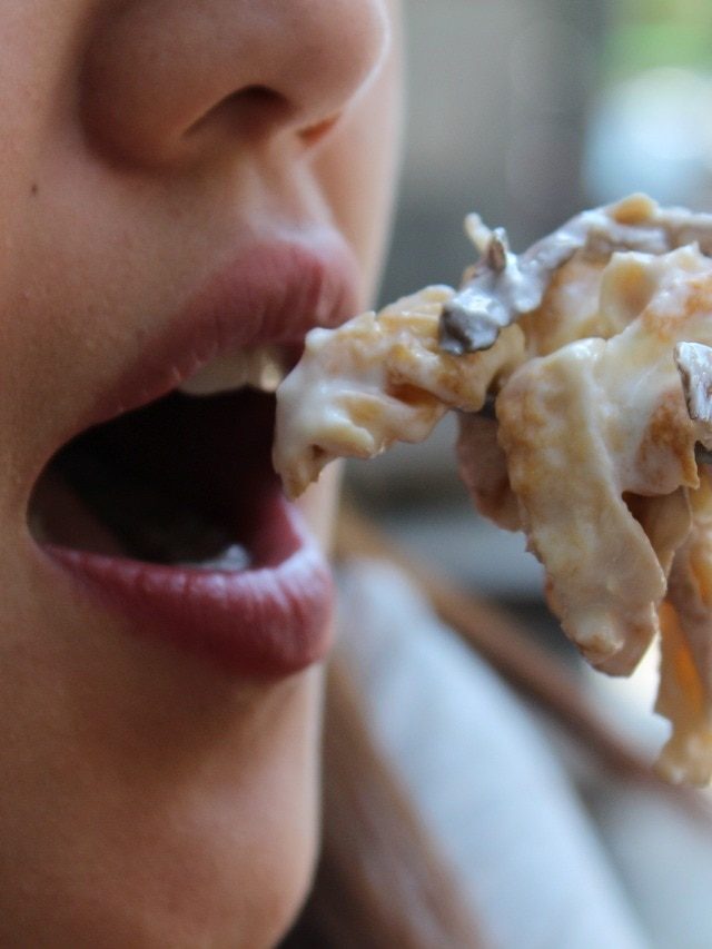 ওজন কমাতে হলে এই খাবারগুলি ভুলেও খাবেন না, অনেকেই জানেন না