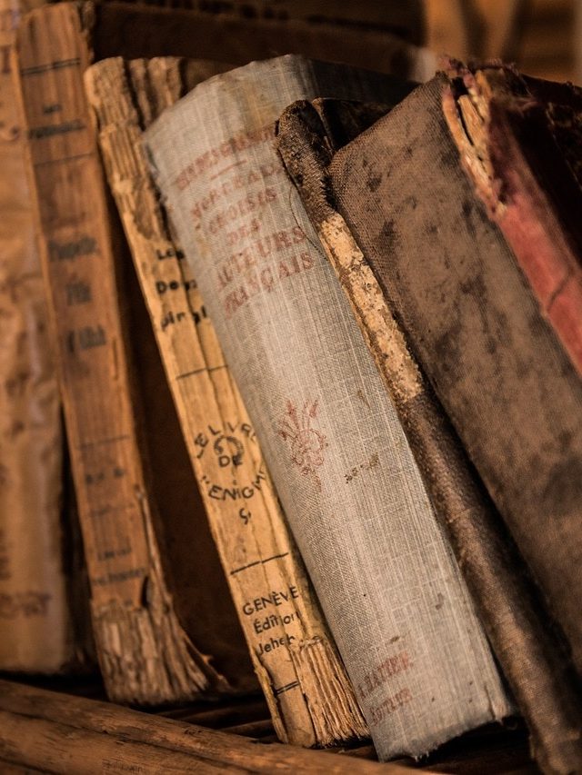 বাড়িতে পড়ে পড়ে নষ্ট হলেও কাউকে দেবেন না এই ৫ জিনিস