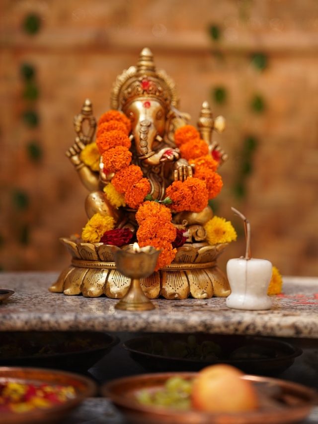 ঘরের এই কোণায়  রাখা গণেশ মূর্তি ফেরাবে ভাগ্য, এনে দিতে পারে সম্পত্তি-সমৃদ্ধি