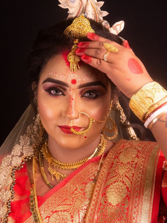 বিয়ের পর স্ত্রী এই একটি কাজ করলেই বাড়বে স্বামীর ইনকাম