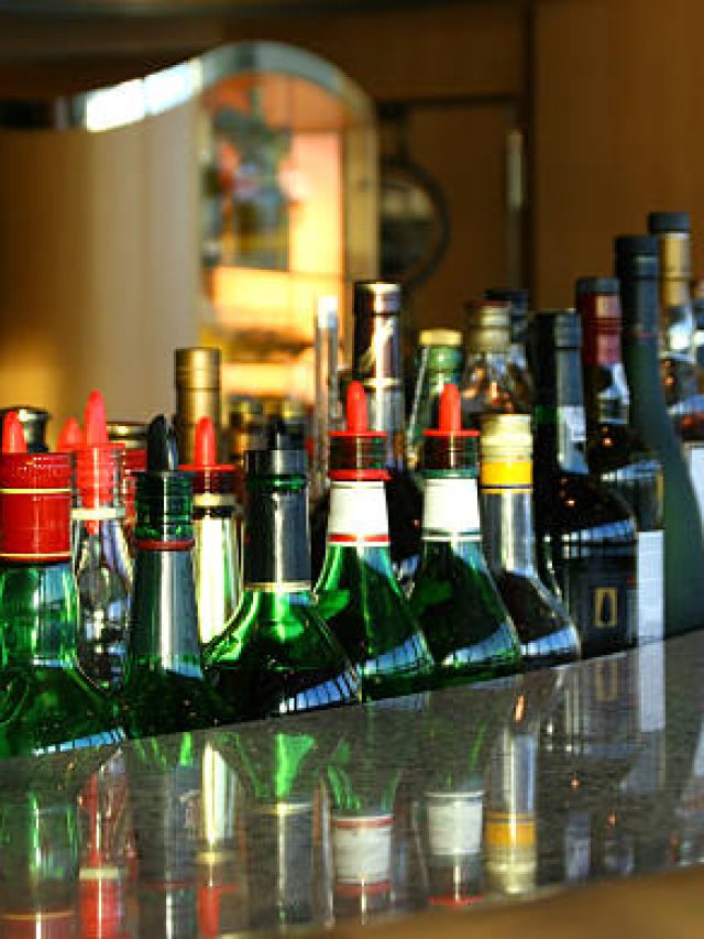 মদের দোকানে মদের দাম বেশি নিলে কোথায় অভিযোগ জানাবেন?