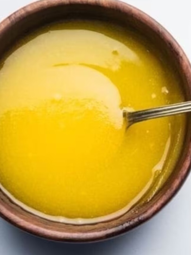 রোজ এক চামচ ঘি খেলে শরীরে এই সব বদল দেখবেন