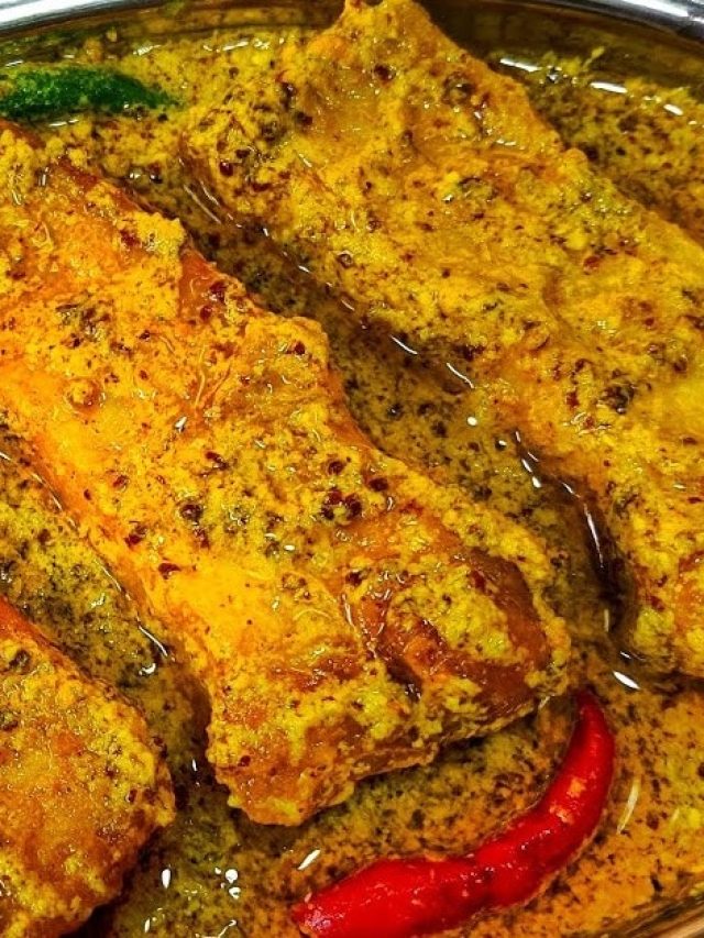 এভাবে বানালে ইলিশকেও হার মানাবে কাতলা মাছের ভাপা