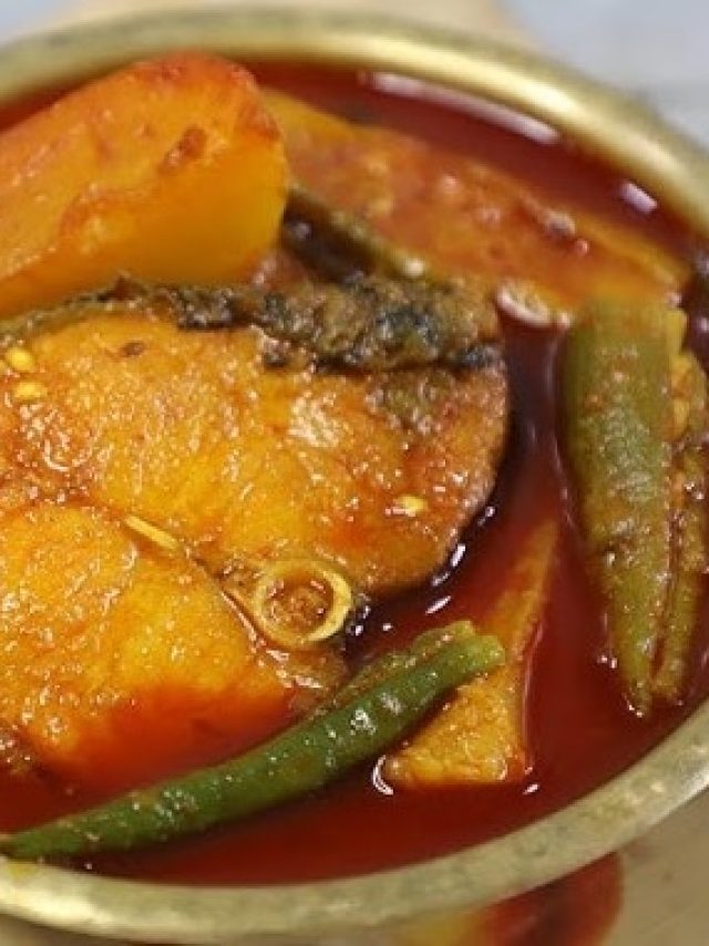 কাঁচা আম দিয়ে পাতলা মাছের ঝোল, গরমের দারুণ লাগে