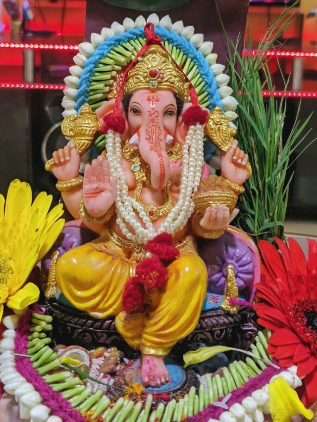 খালি মোদক নয়, এই ভোগে তুষ্ট হন গণেশ, করেন ইচ্ছা পূরণও