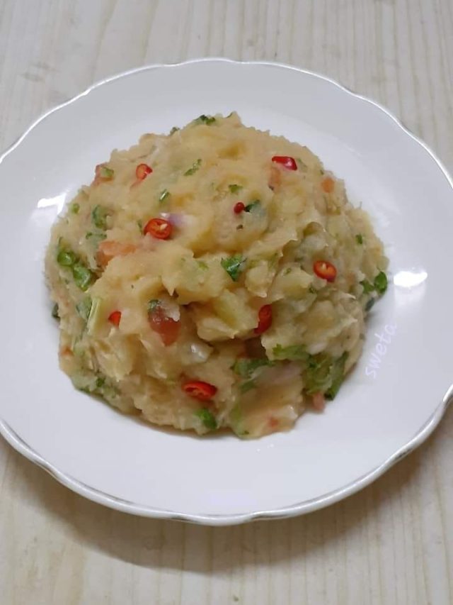 আহা আলু সেদ্ধ মাখার স্বাদও এমন ভাল, মাখার কায়দাটাই আসল