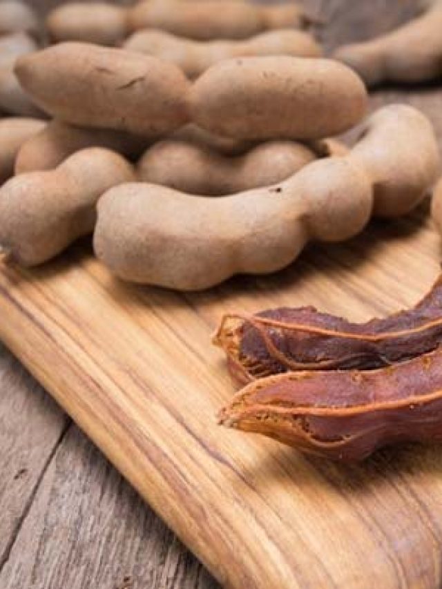 কালো পুরনো তেঁতুলের অম্বল, দিদার রেসিপি শেষপাতে পড়ুক তাহলে