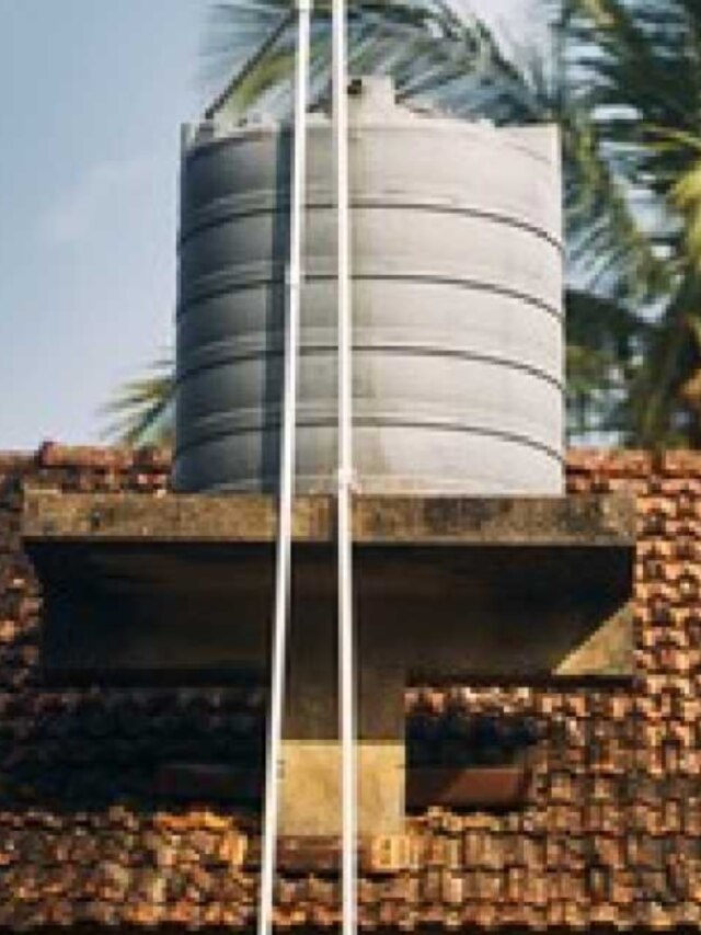 জলে দিন এই সাদা জিনিস, নিমেষে পরিষ্কার হয়ে যাবে ছাদের ট্যাংক