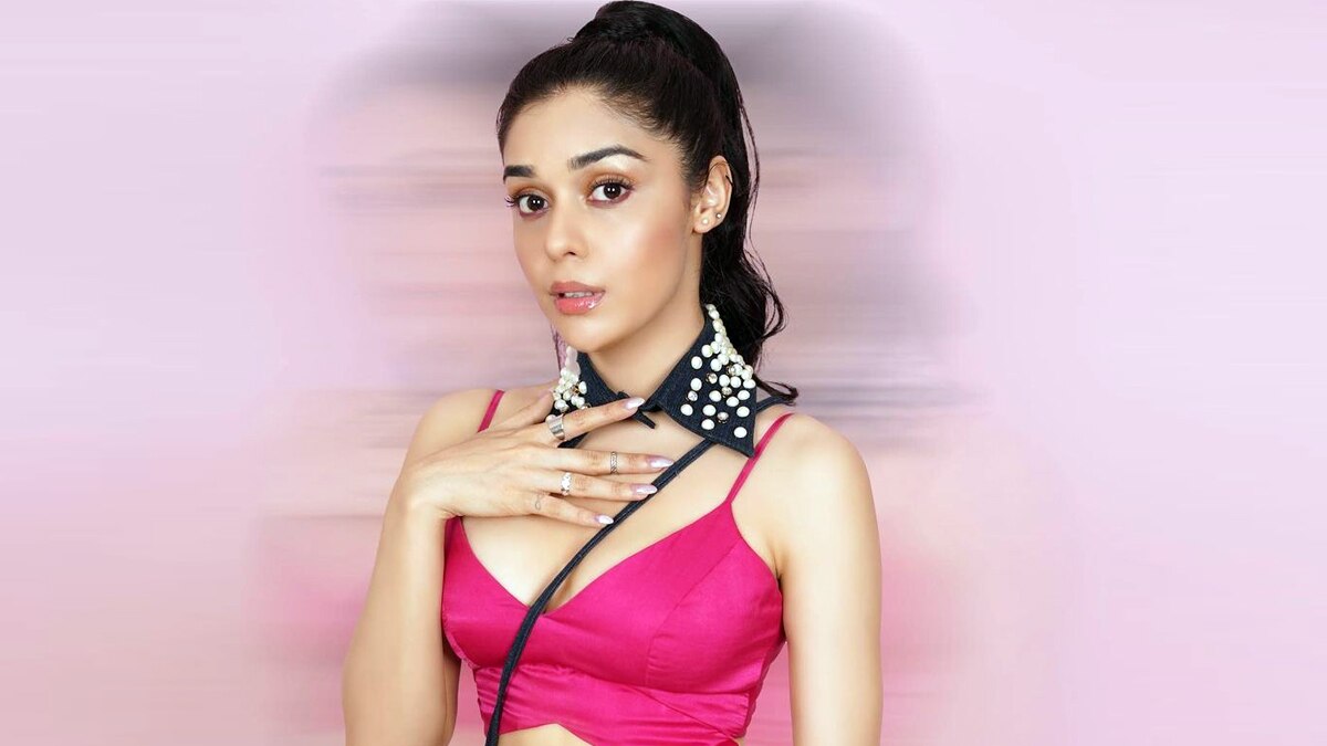 बिग बॉस पर भड़की 'TV की बहुरानी', कैमरा पर की बेइज्जती! यूजर्स बोले- शो से निकालो