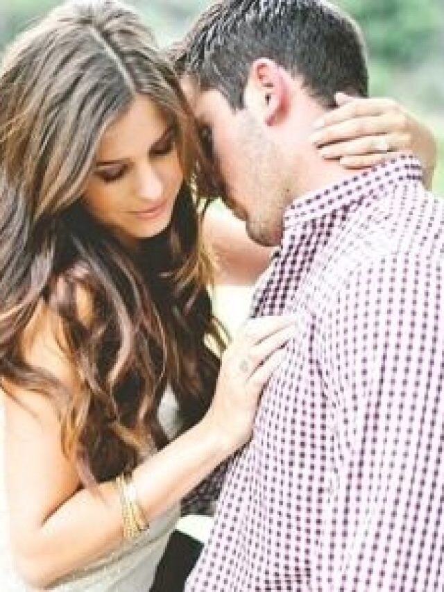 এই কারণেই বয়সে বড় মেয়েদের প্রেমে হাবুডুবু খায় ছেলেরা