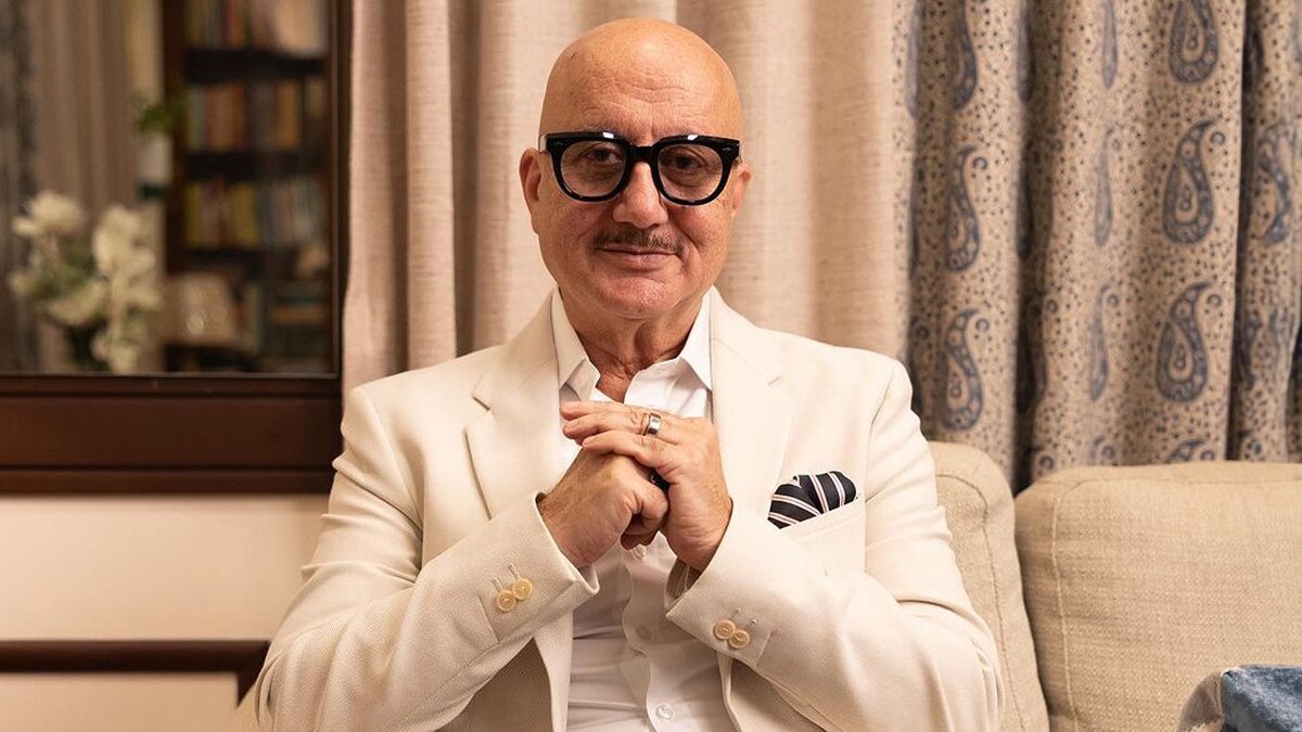 अनुपम खेर की नहीं खुद की कोई संतान, क्या बुढ़ापे में खलती है कमी? दिया जवाब