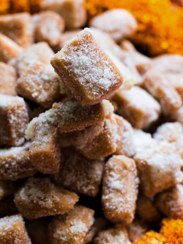 ভিতরে নরম, বাইরে খাস্তা, বিজয়ায় বাড়িতে 'কাঠ গজা' বানানোর সহজ রেসিপি