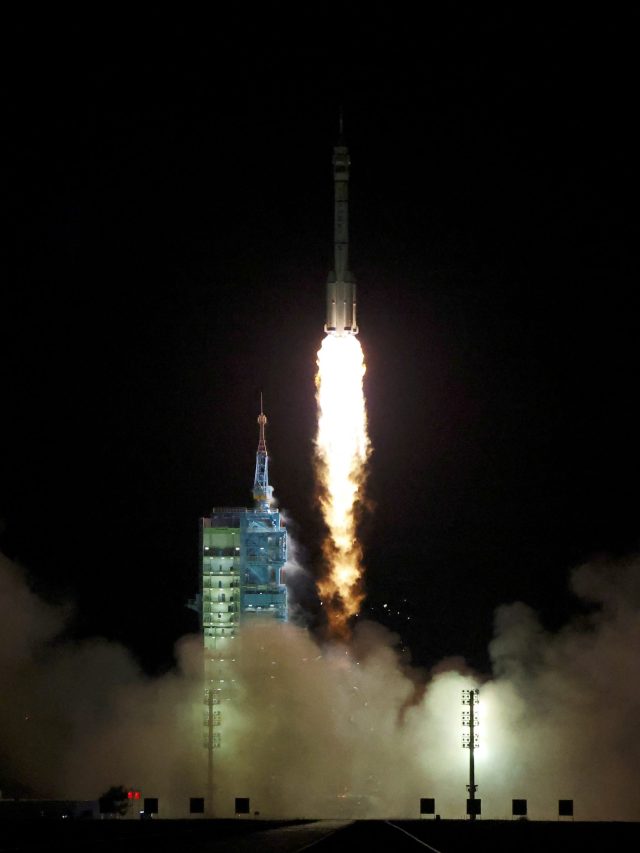 China launches Shenzhou 19 mission with three astronauts bound for Tiangong Space Station 
