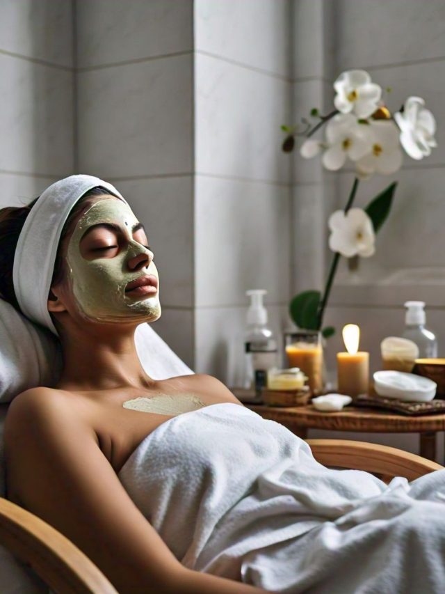 পার্লারের মতোই গ্লো নিখরচায়, এভাবে করুন মুলতানি মাটি দিয়ে ৪ স্টেপ ফেসিয়াল