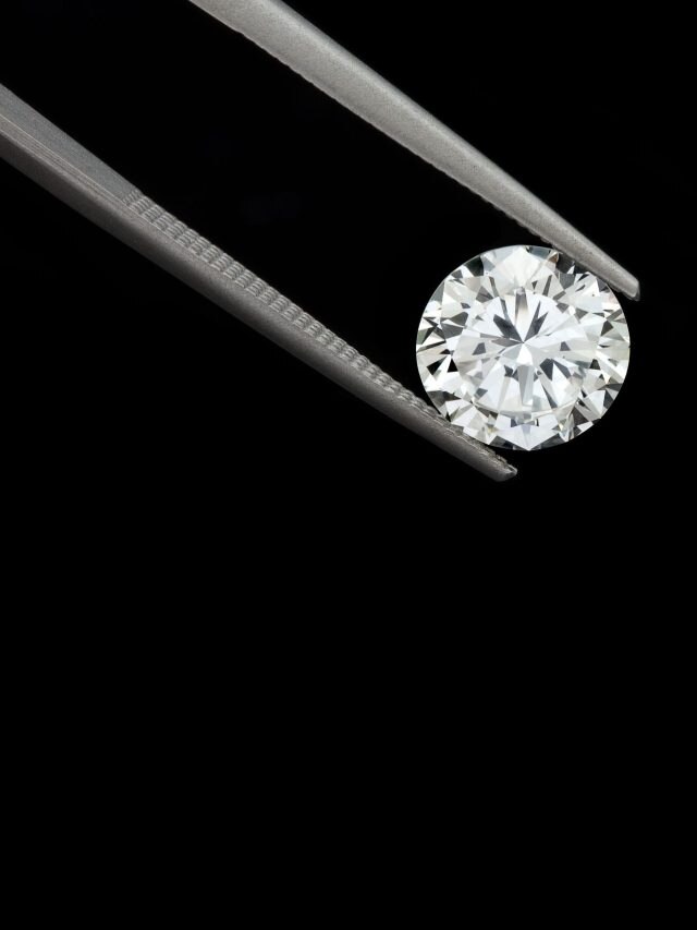 'A $600,000 per megaton idea': Scientists believe diamonds can be used to cool down the Earth. Here's how