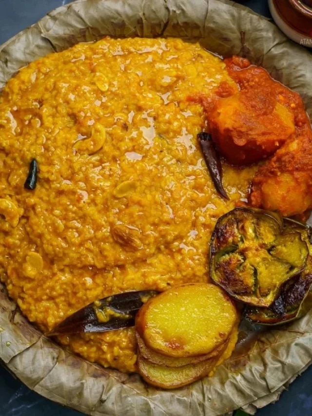 থকথকে খিচুড়িতে চাল-ডালের এটাই সঠিক মাপ, জল কতটা দেবেন? জেনে নিন