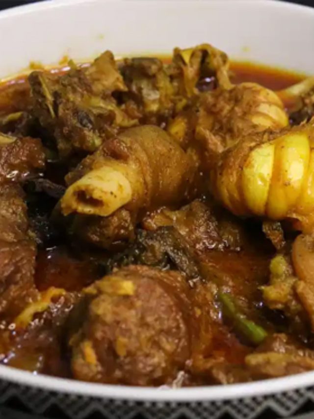 নবমীতে রেঁধে ফেলুন খাসির মাংসের ঝাল ভুনা, সবাই বলবে,  আহ! কী স্বাদ