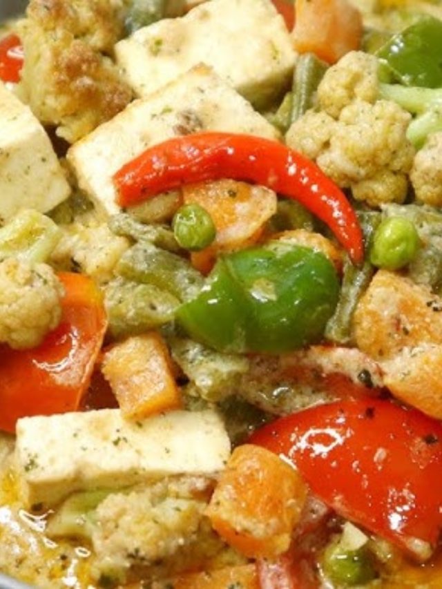 পুজো স্পেশাল নবরত্ন কোর্মা, আমিষ রান্নাকেও হার মানাবে