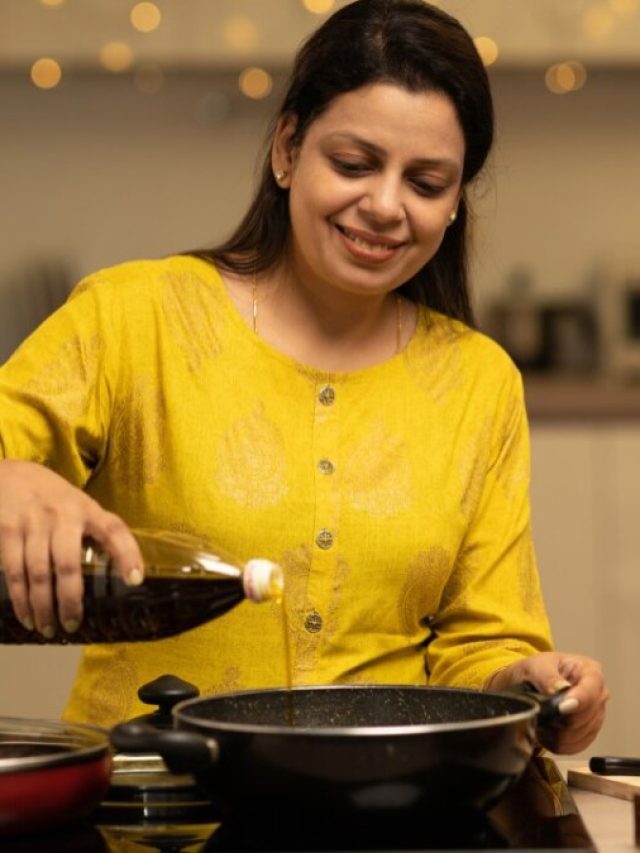 কোলেস্টেরল এড়াতে চান? হার্টের আয়ু বাড়াতে এই তেলে রান্না করুন