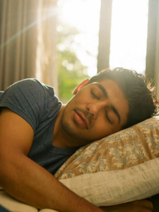 শোয়ার ১০ সেকেন্ডেই চলে আসবে ঘুম, সেনার ট্রিকস শিখে নিন