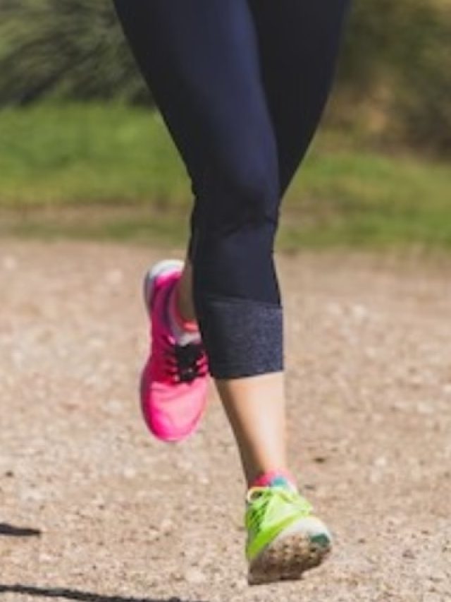 घर से बाहर निकले बिना कैसे चलें 10,000 कदम, यहां जानें क्रिएटिव तरीके