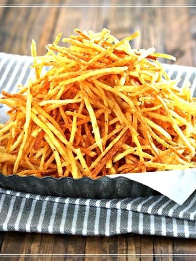 নিরামিষ মুগডালের সঙ্গে সেরা এই আলুভাজা, মুচমুচে আর সুস্বাদু