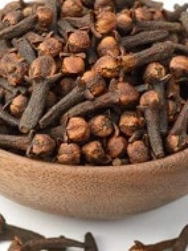 মুখে ঢোকান ২টো লবঙ্গ, ব্যস, খেলা শুরু