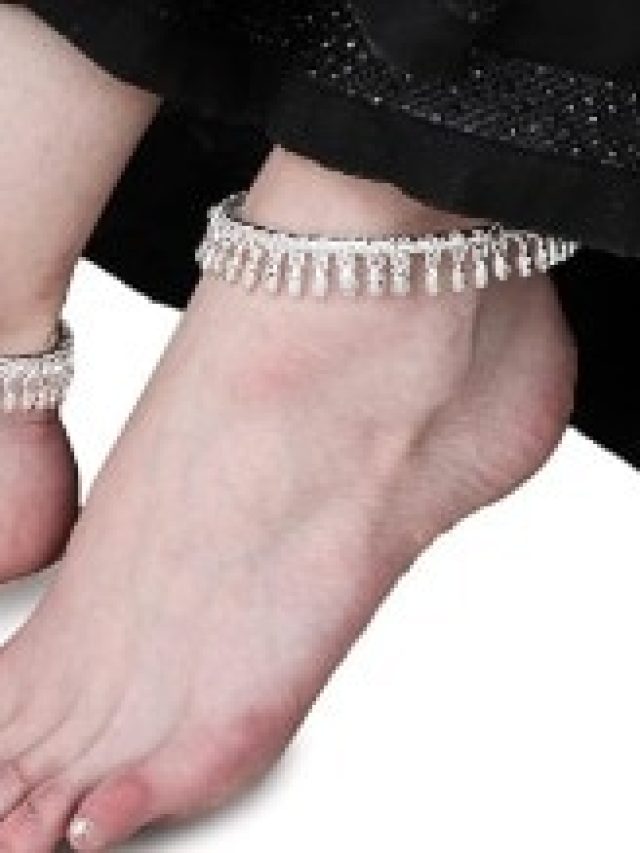 সৌন্দর্য নয়, এই কারণেই পায়ে নুপুর পরেন মহিলারা