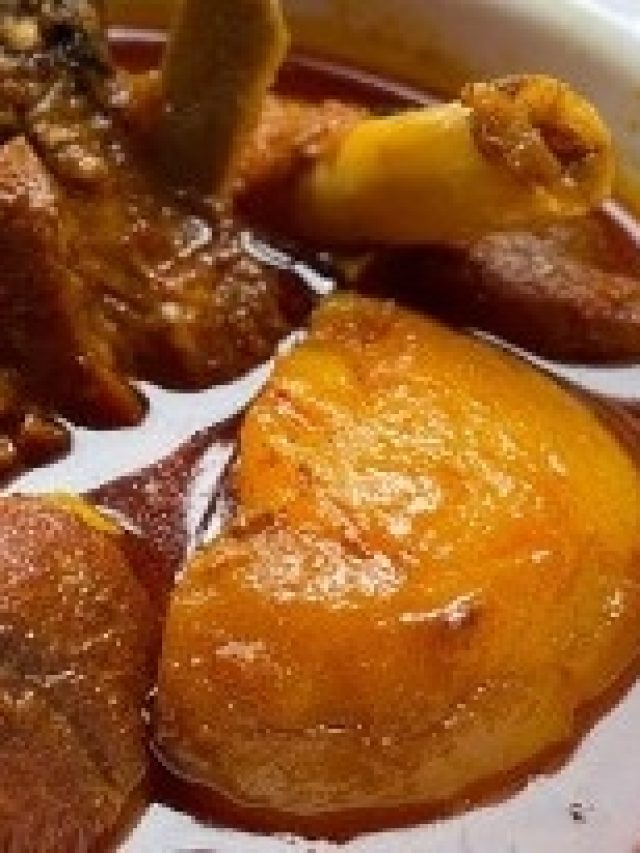 রান্নার আগে ছেটান এই মশলা, তাতেই খাসির মাংস খাসা হবে খেতে