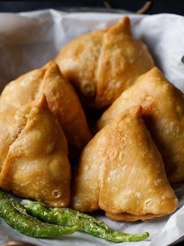 বাড়িতেই বানানো যায় মাটন শিঙাড়া, রইল  সহজ রেসিপি