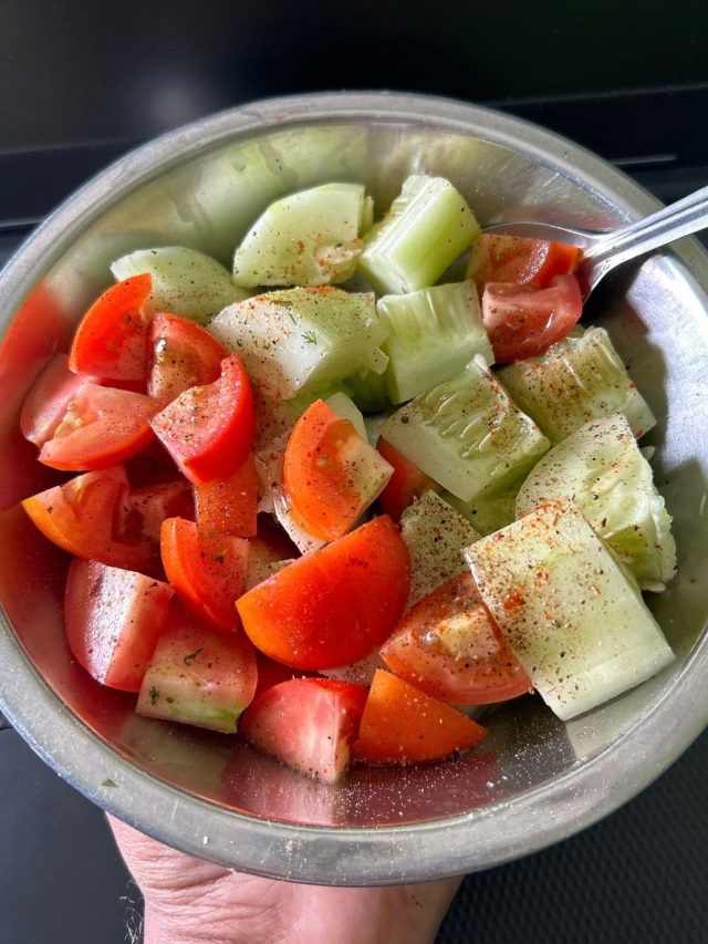 ভুল স্যালাডই পরিবেশন করা হয় সর্বত্র , শরীরের বারোটা বাজে