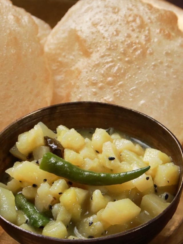 ২টো উপকরণেই তৈরি হবে আলুর চচ্চড়ি, টপাটপ রুটি খাবেন দশ-বারোটা