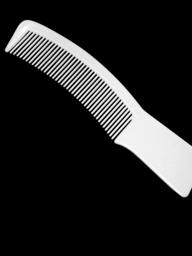 ঘরের কোণা কোণার জেদি ময়লা সাফ করে দেবে একটা চিরুণি, করুন এই ট্রিক