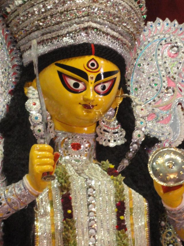 ২০২৫-র দুর্গাপুজোর ক্যালেন্ডার, মহালয়া থেকে দশমীর দিনক্ষণ এক ঝলকে দেখে নিন