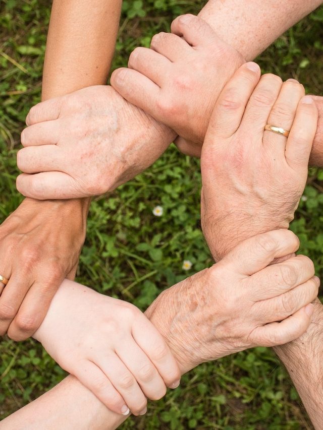 সংসারে হঠাৎ খরচ বেড়ে গেছে? এই ২ উপায় মানলেই জমবে টাকা
