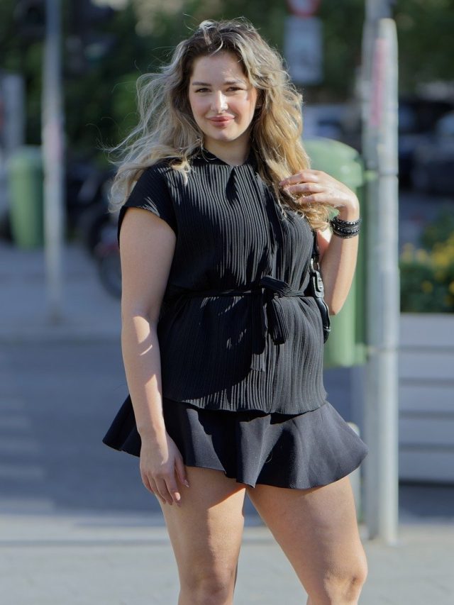 কালো পোশাক খুব প্রিয়, ঠিক কেমন ধরনের মানুষ আপনি?