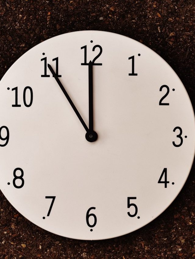 ভুল করেও বাড়ির এই জায়গায় ঘড়ি রাখবেন না, তাহলেই সর্বনাশ!