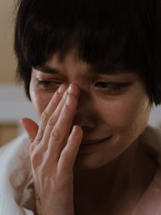 বাড়ির ভিতর এই জিনিসগুলো আছে? সেজন্যই আপনার উন্নতি হচ্ছে না