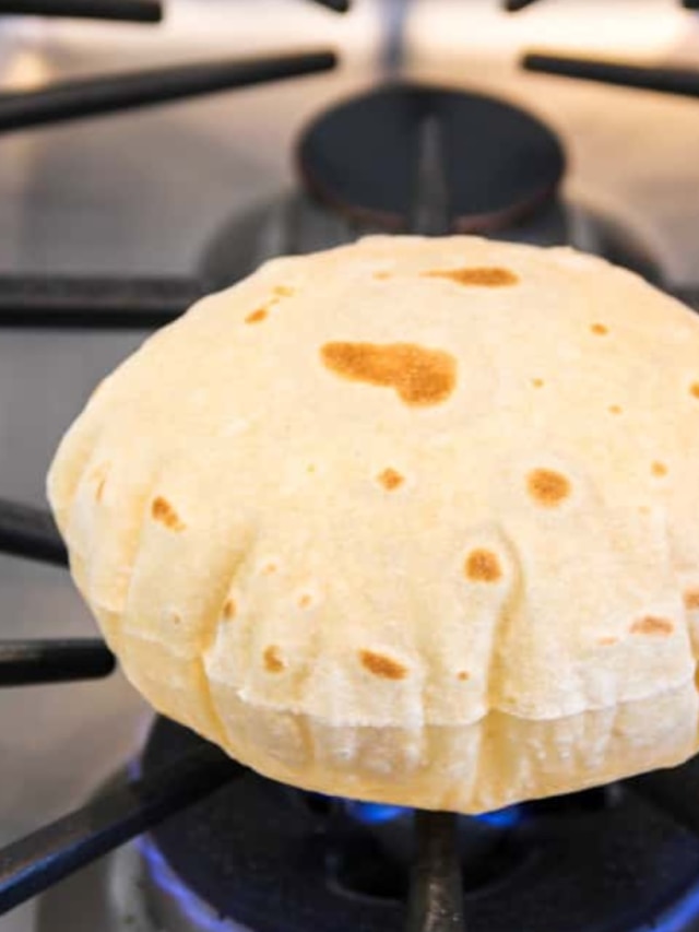 দিনে কটা রুটি খেলে ওজন বাড়ে না, সুগার হয় না? যা বললেন ডাক্তার