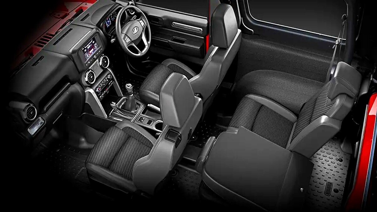 Mahindra की इस एसयूवी ने मचाई धूम! बिक गईं 2 लाख से ज्यादा कारें