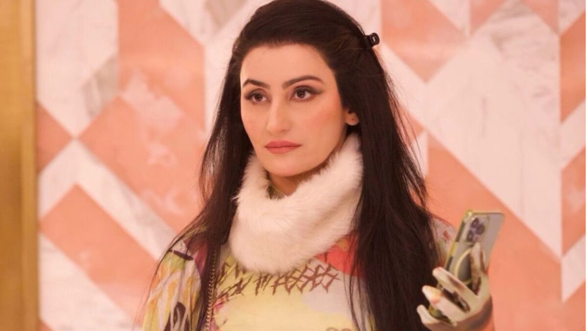 माइनस टेंपरेचर में बंद होती हैं शालिनी! अरबपति परिवार की बहू के Glow का राज है ये थेरेपी