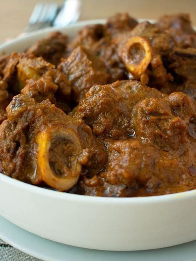 গোলবাড়ির কষা মাংস বানান বাড়িতেই, রইল গোপন রেসিপি