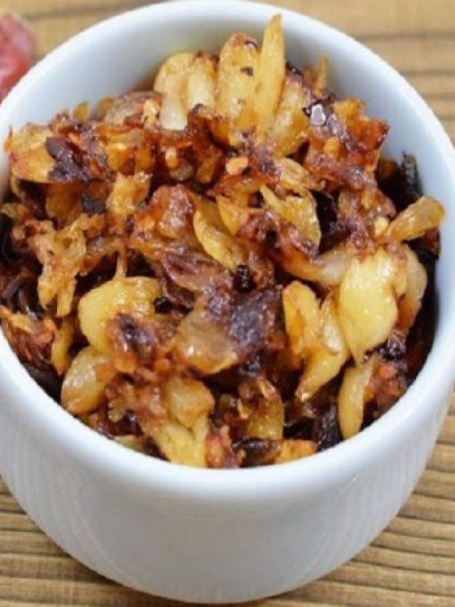 সত্তরেও পেতে পারেন যৌবনের তেজ, খালি রসুন ভেজে খান এভাবে